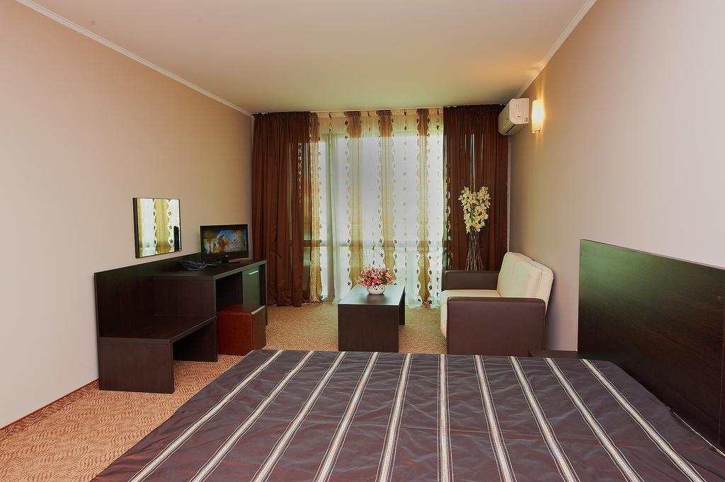 Central Plaza Pomorie Cameră foto